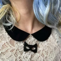 Lucinda's Feline Female Necklace New